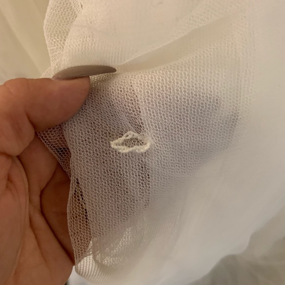 Enzoani Gretchen Dress - Picture 5 of 8